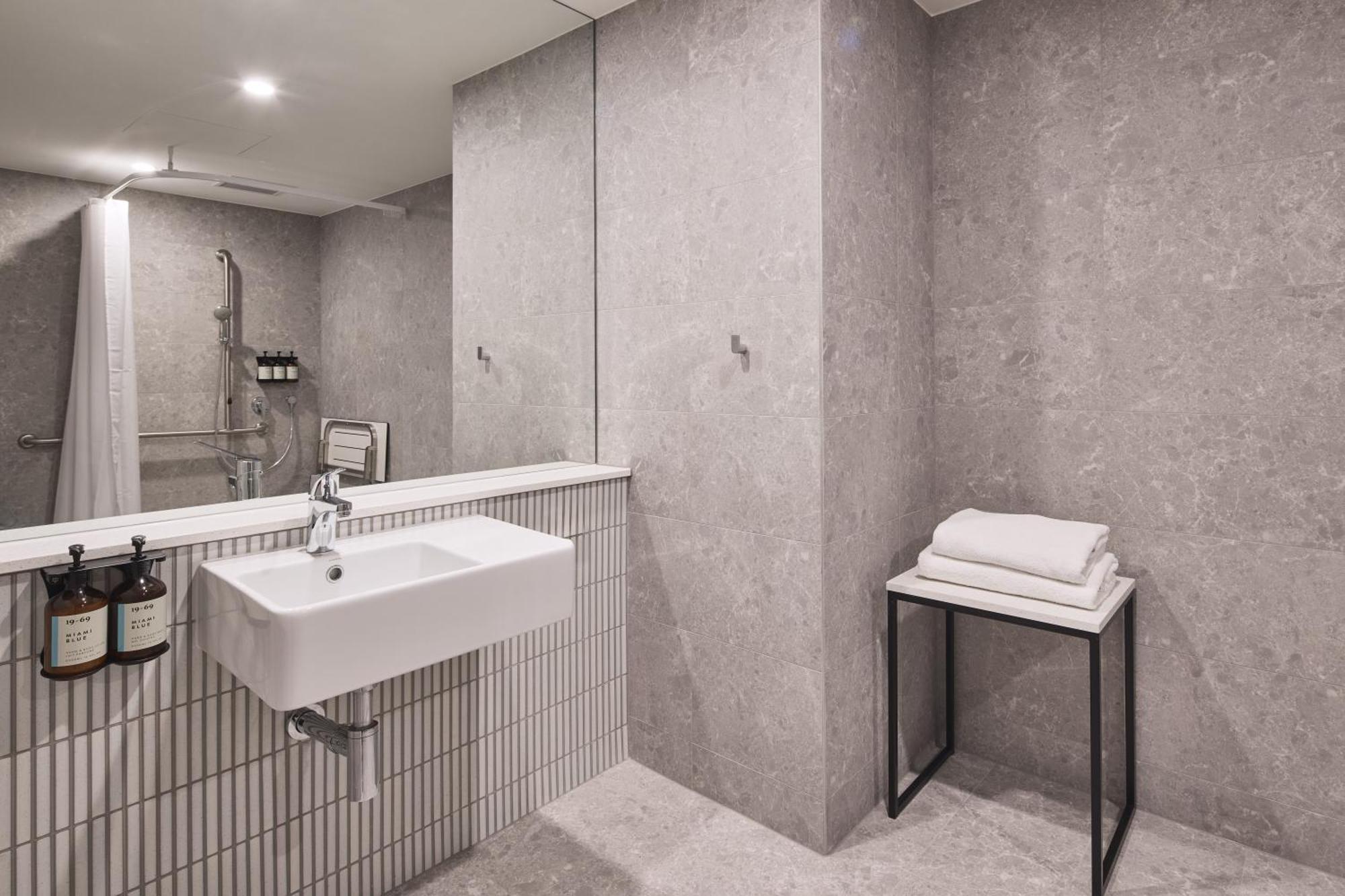 Hotel Alba Аделаида Экстерьер фото